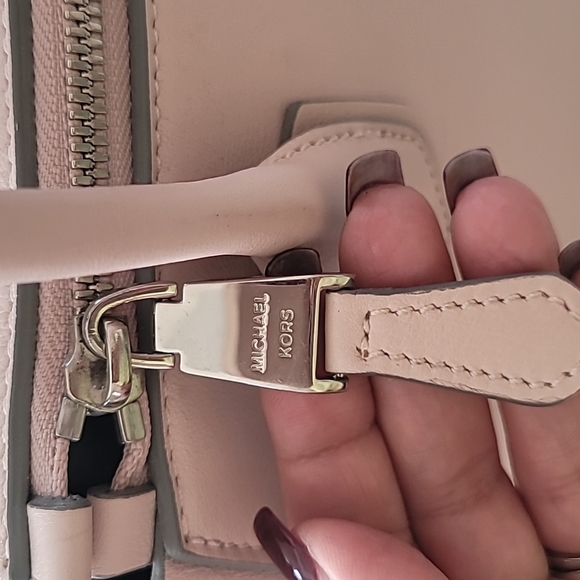 🆕️ Runway Ltd Edition MK Collections Helena Bag - Picture 7 of 15